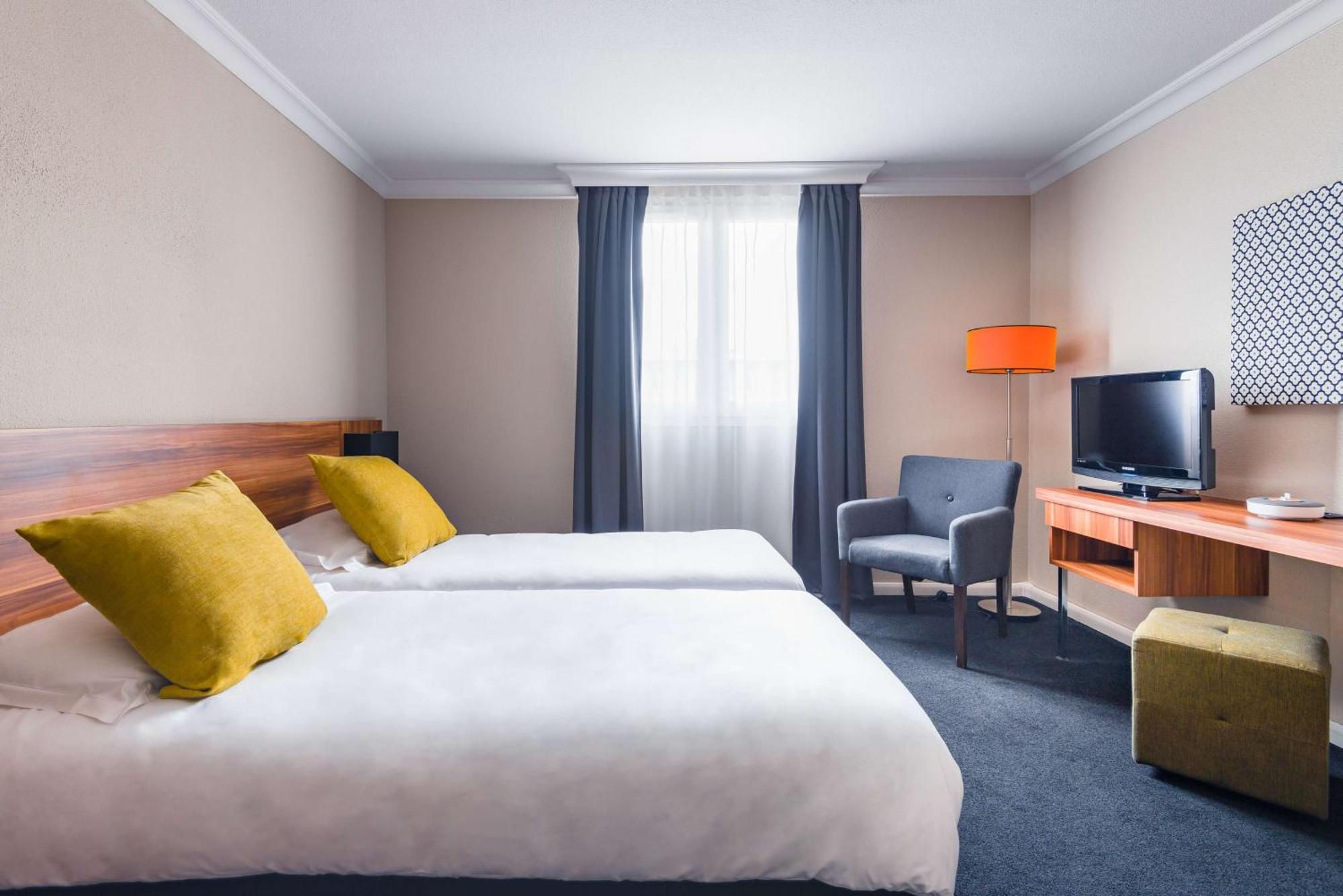 Best Western Hotel Atrium Valence วาลองซ์ ภายนอก รูปภาพ