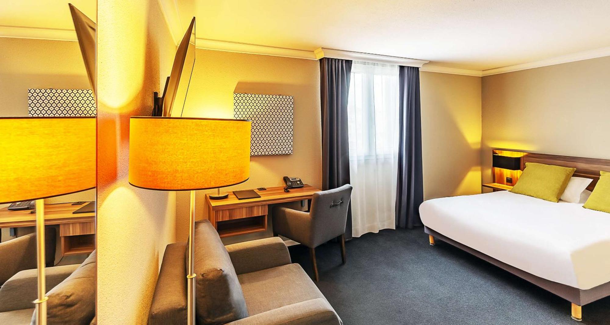 Best Western Hotel Atrium Valence วาลองซ์ ภายนอก รูปภาพ