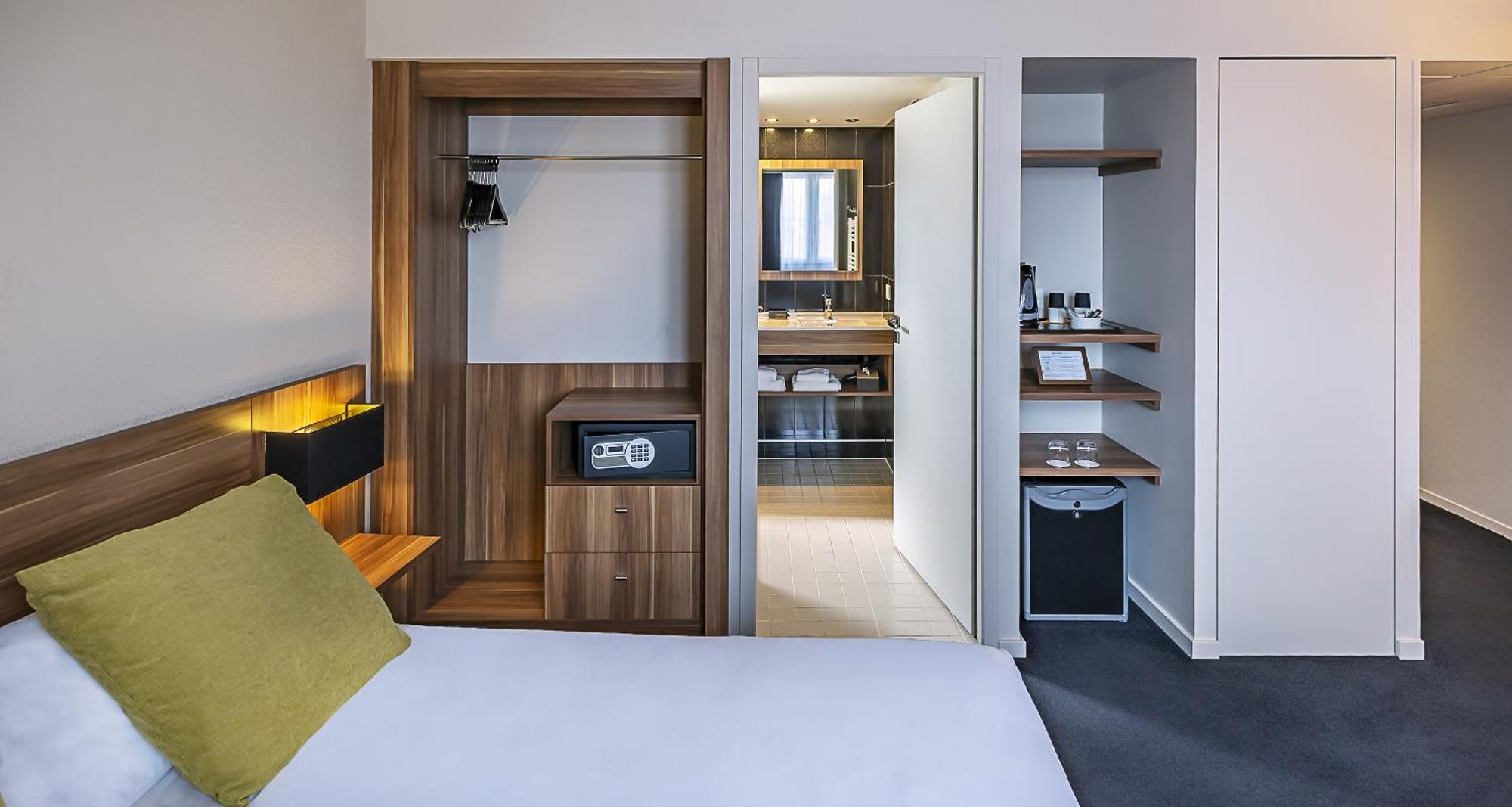 Best Western Hotel Atrium Valence วาลองซ์ ภายนอก รูปภาพ